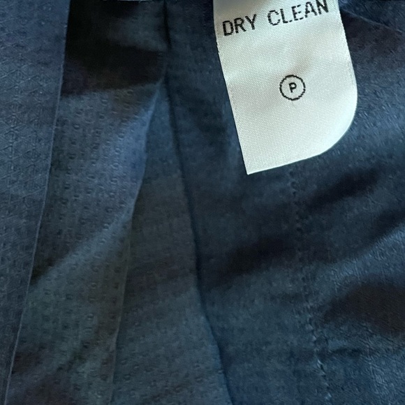 Tommy Bahama Silk Button Down Shirt Men’s XL Blue - Picture 7 of 7